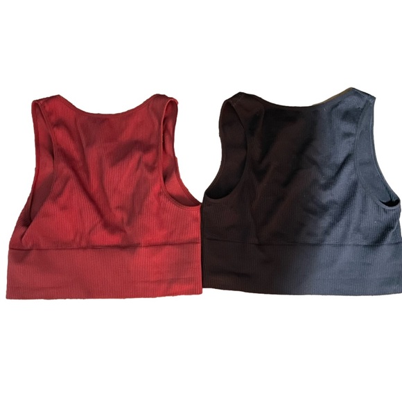 2 Ardene red and black cropped tank tops, both size s - Picture 3 of 3